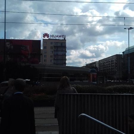 Metro Centrum Bed Varşova Dış mekan fotoğraf
